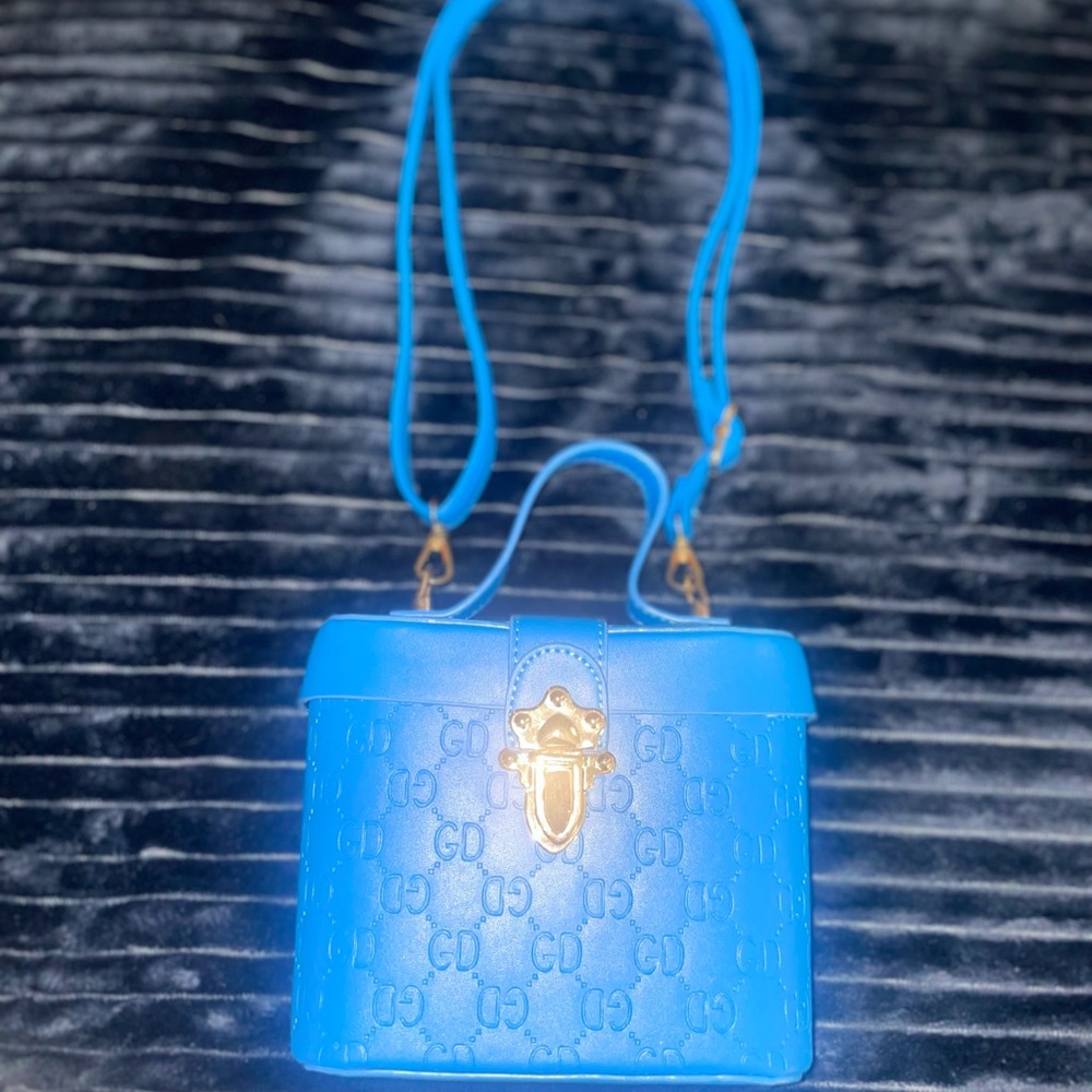 All 4 bags for $50 or you can buy separately - Picture 7 of 8